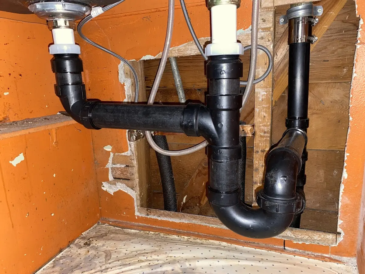 Professional Pipe Bursting equipment and tools on the job in Hartland